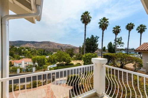 10228 Overhill Dr, Santa Ana CA  92705-1595 exterior