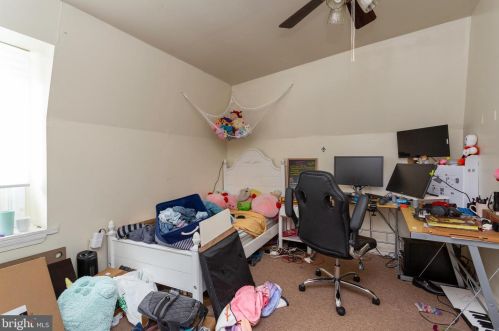 1542 15 St, Philadelphia PA 19146-4806 exterior