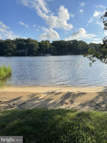 583 Jumpers Hole Rd, Severna Park MD  21146-2637 exterior