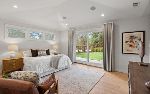 1330 Fairway Dr, Los Altos CA 94024-5358 exterior