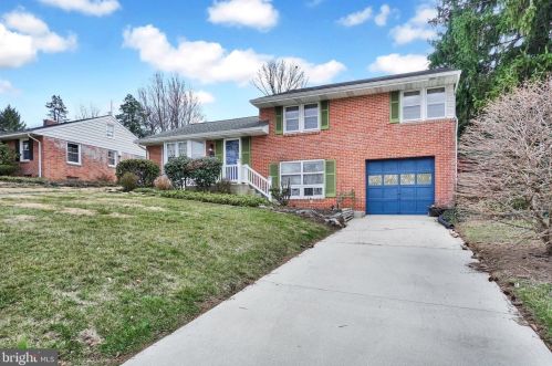 748 Clearmount Rd, York, PA 17403-4124