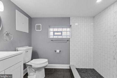 128 53 St, Philadelphia PA 19139-2613 exterior