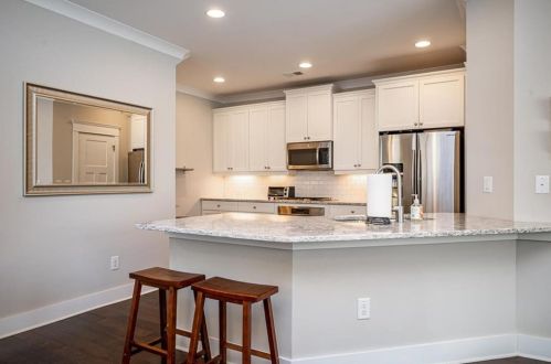 1705 Whitfield Parc Cir, Smyrna GA 30080-2204 exterior