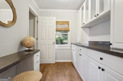 551 Hascall Rd, Atlanta GA  30309-2227 exterior