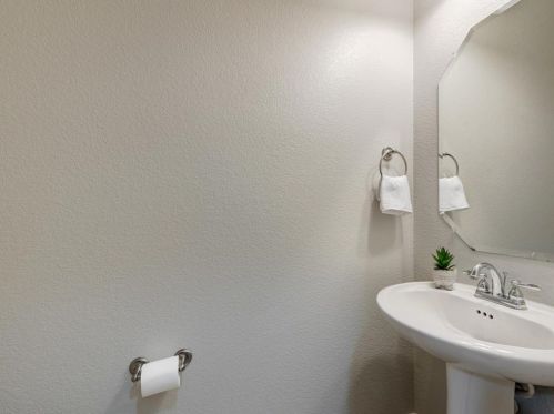 8753 Running River Ln, Fort Worth TX  76131-3373 exterior