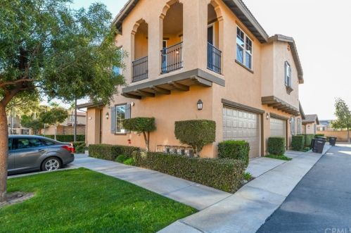 1625 Perennial Ct, Perris, CA 92571-3754