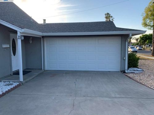 2187 Mendota Way, San Jose, CA 95122-1742