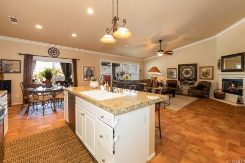 1092 Enchanted Trl, San Jacinto, CA 92582-4227