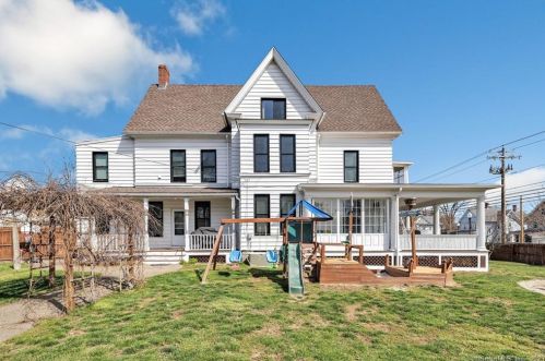 263 Wakelee Ave, Ansonia, CT 06401-1232