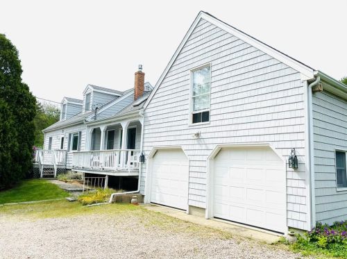 2 Sundale Way, Charlestown, RI 02813-2125