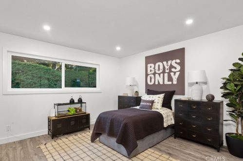 12821 Bonita Heights Dr, Santa Ana CA  92705-1319 exterior