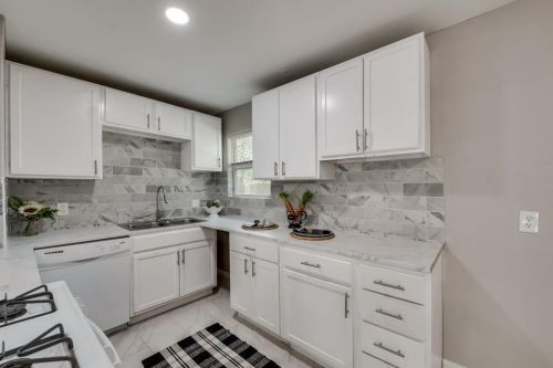 6520 Truman Dr, Fort Worth TX  76112-8032 exterior