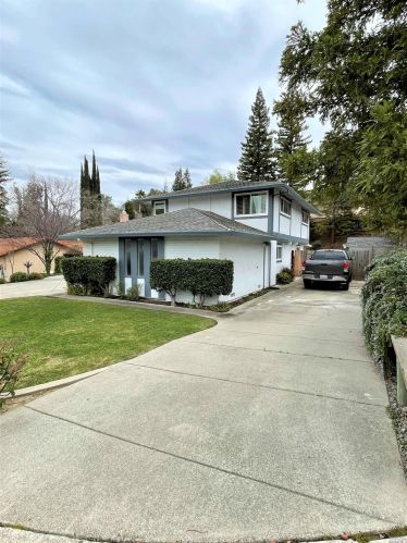 713 Buck Ave, Vacaville, CA 95688-3513
