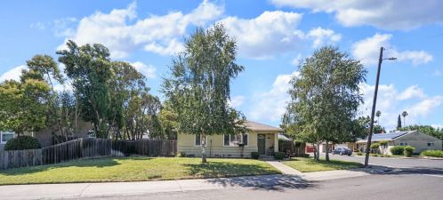 2186 Del Rio Dr, Stockton, CA 95204-1606