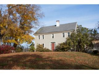 22 Peterborough Rd, Hancock, NH 03449-6117
