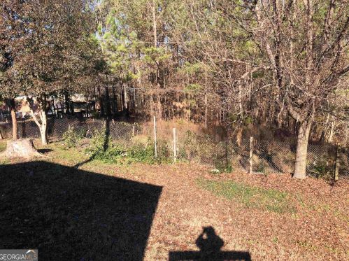 330 First St, Porterdale, GA 30016-8776