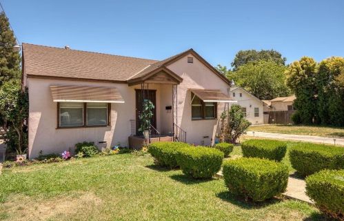 367 School Ave, Valley Home, CA 95361-2817