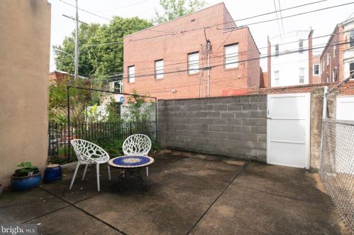 1614 Juniper St, Philadelphia PA  19148-1013 exterior