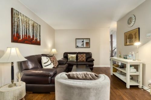 430 Swan Blvd, Bannockburn IL  60015-3672 exterior