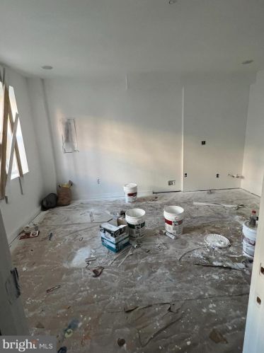 2642 5th St, Philadelphia PA  19148-0046 exterior