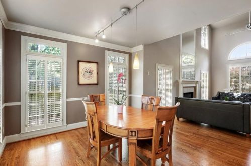 3027 Lanier Dr, Atlanta GA  30319-2744 exterior