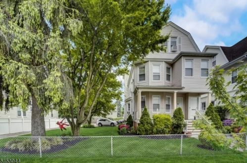 50 Riggs Pl, Town Center, NJ 07052-5212