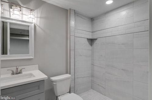 1719 27 St, Philadelphia PA 19121-2824 exterior