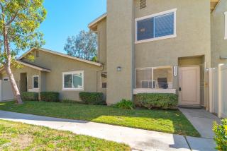 13617 Sycamore Tree Ln, Poway, CA 92064-4652
