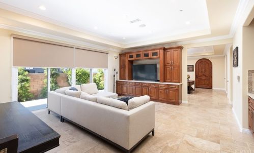 1715 Flower St, Santa Ana CA 92706-1502 exterior