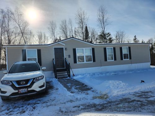 114 H Ct, Pittsfield, ME 04967-5101
