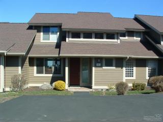10921 Village Loop, Eagle Crest, OR 97756-7434