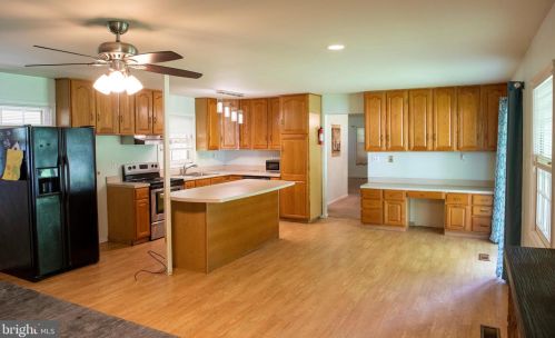 2931 Birchtree Ln, Silver Spring MD 20906-3032 exterior