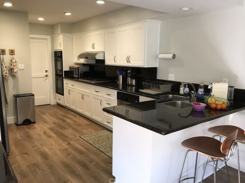 16 Seton Rd, Irvine, CA 92612-2132