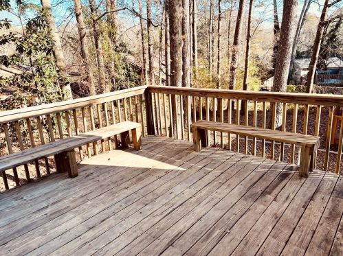 5474 Pepperwood Ct, Stone Mountain, GA 30087-5732