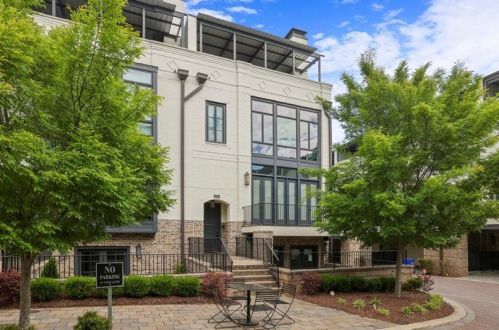 1074 Abington Ct, Atlanta GA  30319 exterior