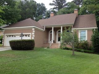 181 Autumn Trace Ct, Macon, GA 31210-8023