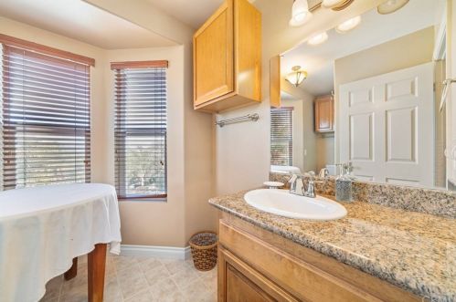 1559 Heather Ln, Riverside CA exterior