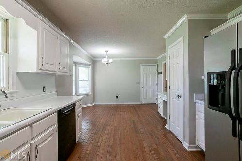 226 David Larsen Dr, Stockbridge GA  30281-1862 exterior