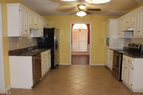 1704 Sunnyview Ct, Statesboro, GA 30458-8727