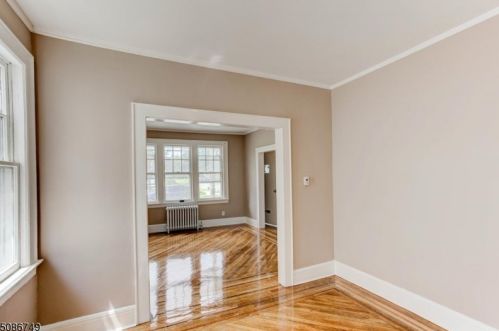 66 Van Ness Ter, Maplewood NJ 07040-3343 exterior