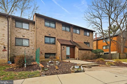 7068 Winter Rose Path, Columbia MD  21045-5126 exterior