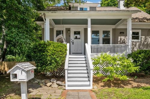 11 Atlantic Ave, Warwick, RI 02888-1660