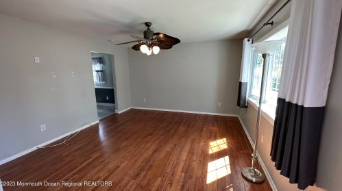 1 Salisbury Ave, Middletown NJ  07748-6300 exterior