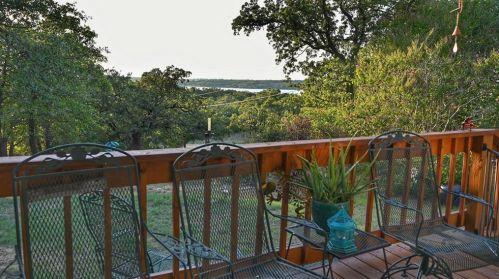 373 Nocona Dr, Nocona TX 76255-9272 exterior