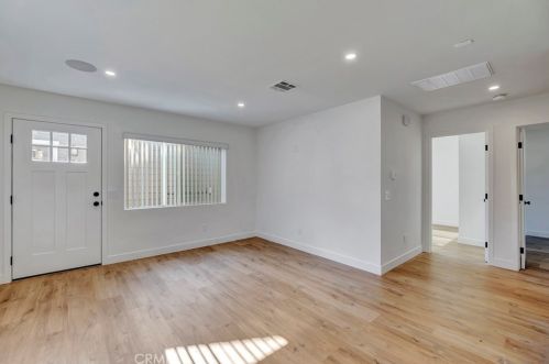 535 Zeyn St, Anaheim CA  92805-2654 exterior