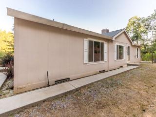 7031 Howards Crossing Rd, Swansboro Country, CA 95667-7205