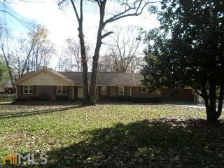 5026 Miller Rd, Lilburn, GA 30047-5337