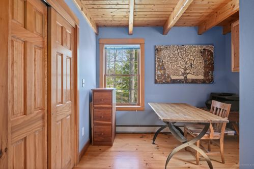 2 Youngs Ln, Freeport ME  04032-6261 exterior