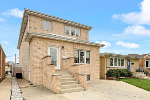 3339 Ozark Ave, Chicago, IL 60634-3015