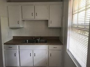 4076 Brewer Dr, Atlanta GA  30331-4354 exterior
